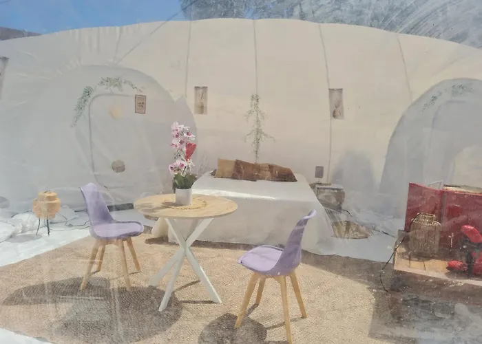 خيمة فخمة Dans Bulle Grandiose, Avec Spa, La Tete Dans Les Etoiles سيكس-فور-لو-بلاج